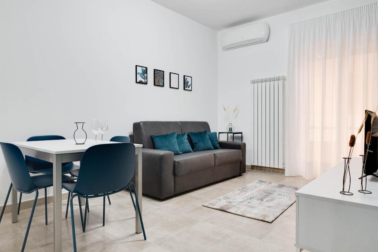 Storia & Mare - Free Parking - Castello Carlo V Apartamento Crotone Exterior foto